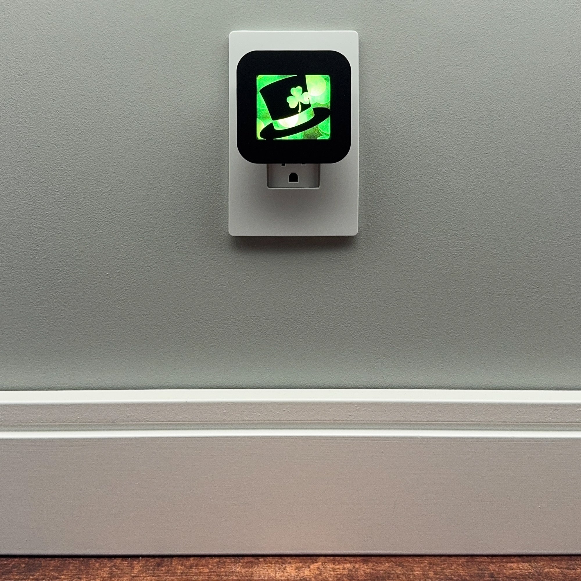 St. Patrick's Day Leprechaun Hat Night Light Cover ONLY