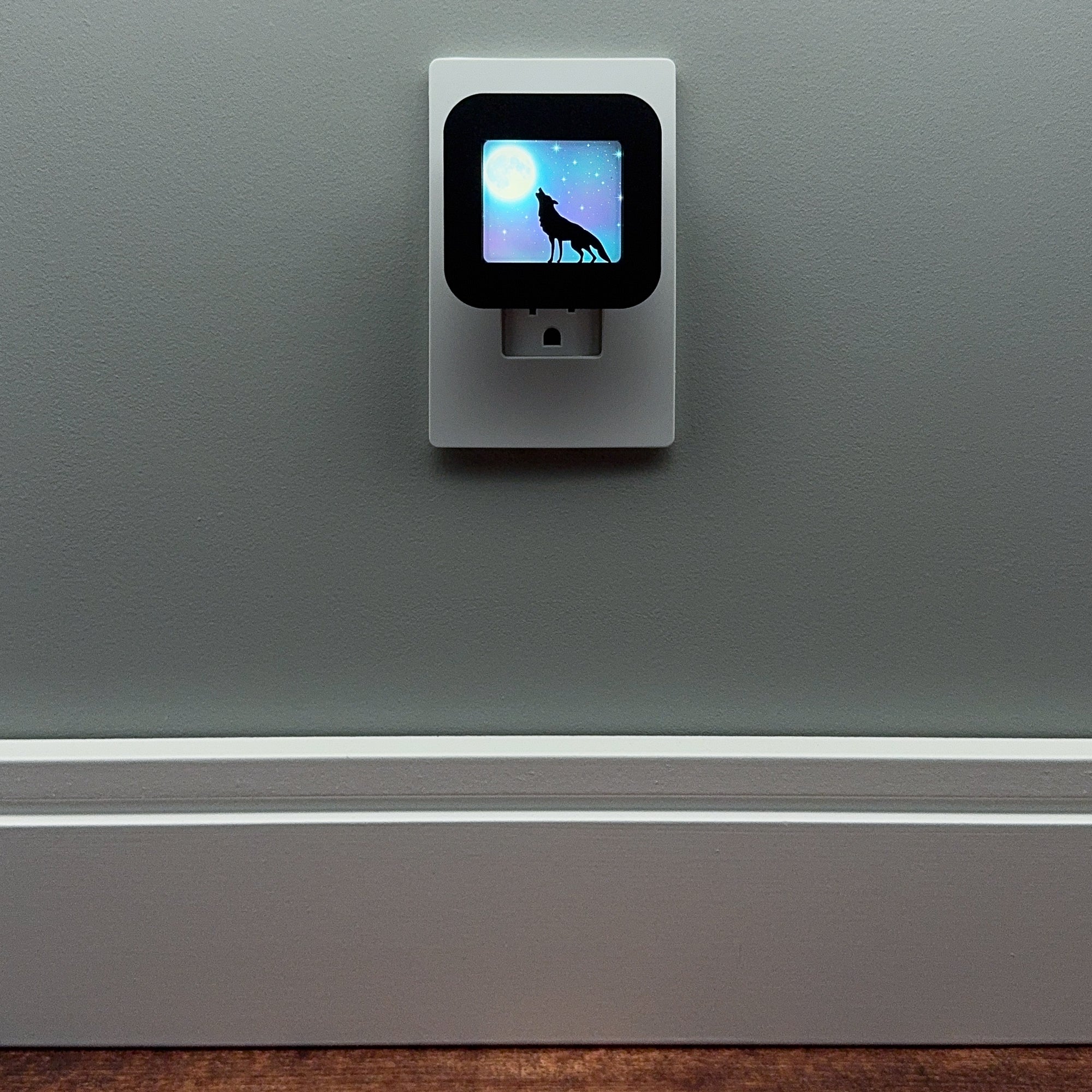 Wolf Night Light