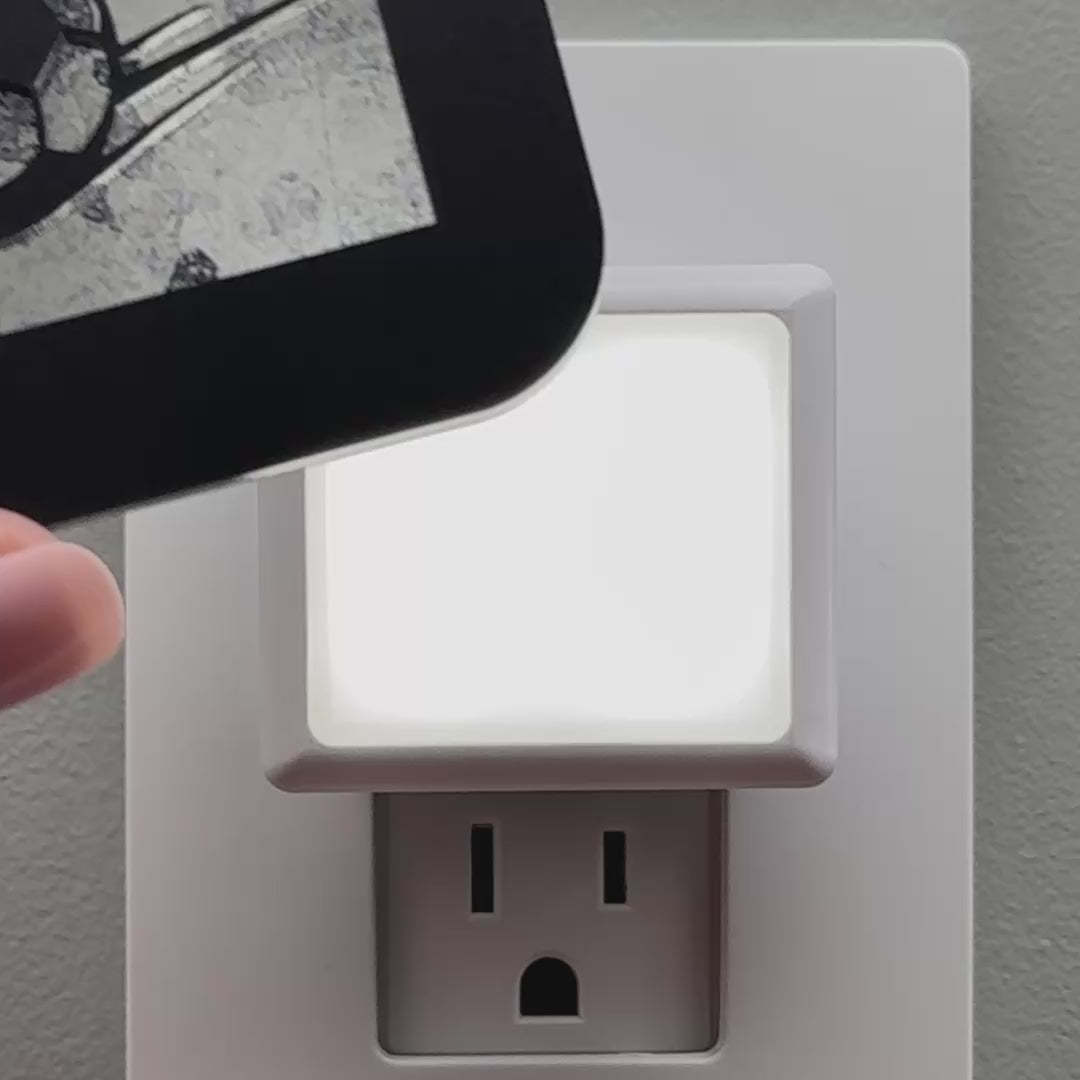 Load video: Soccer Ball Night Light