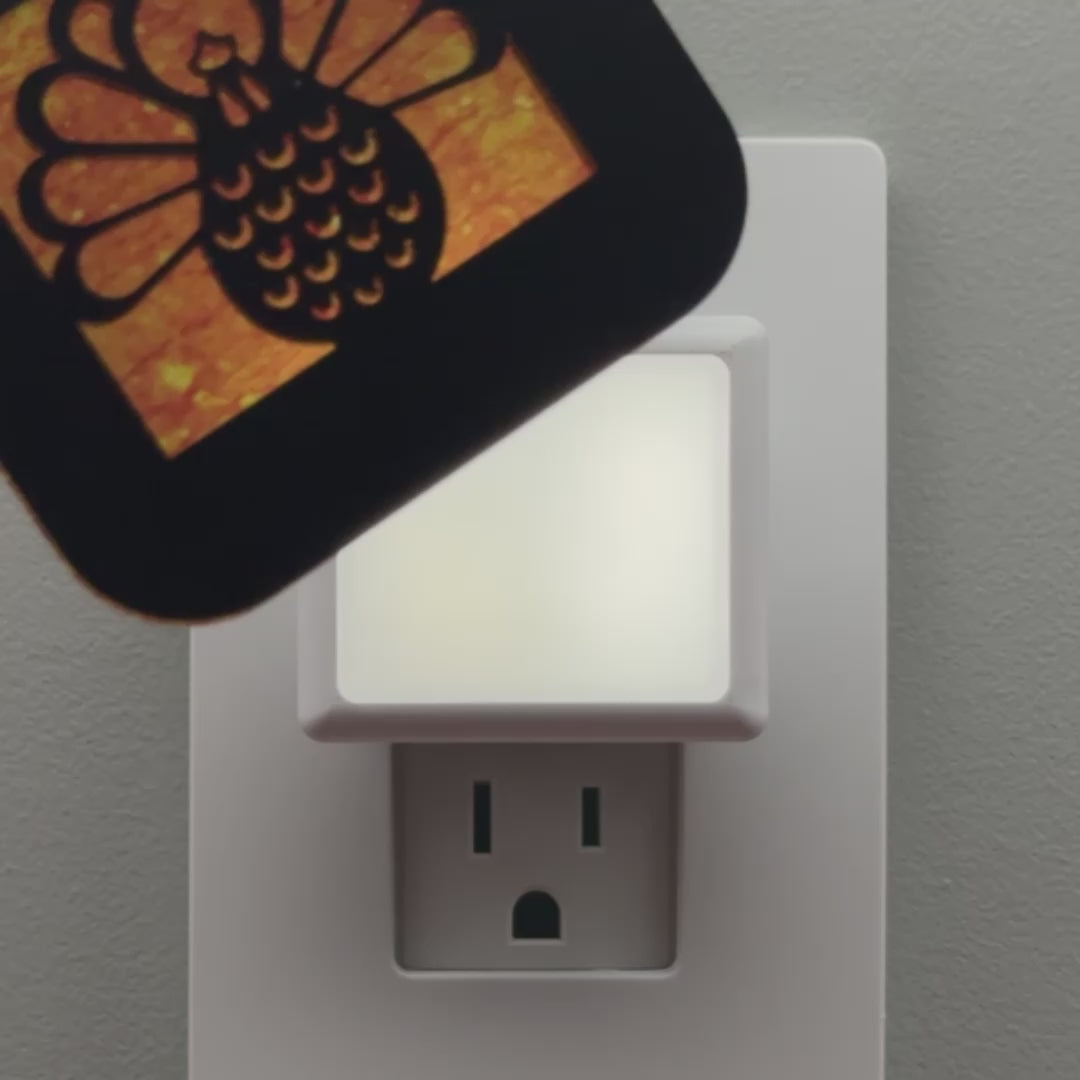 Load video: Thanksgiving Turkey Night Light