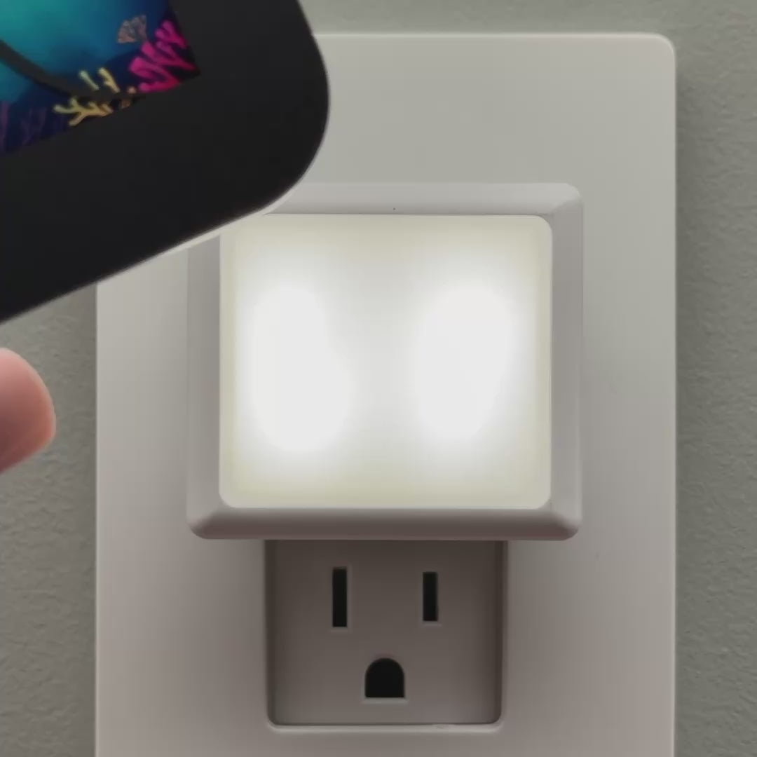 Load video: Stingray Night Light Cover ONLY