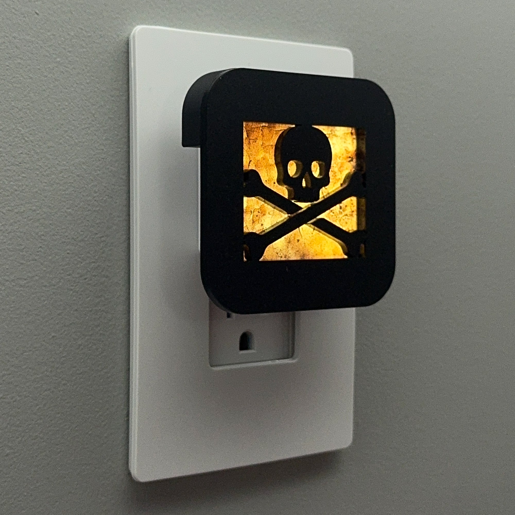 Skull and Cross Bones Pirate Night Light